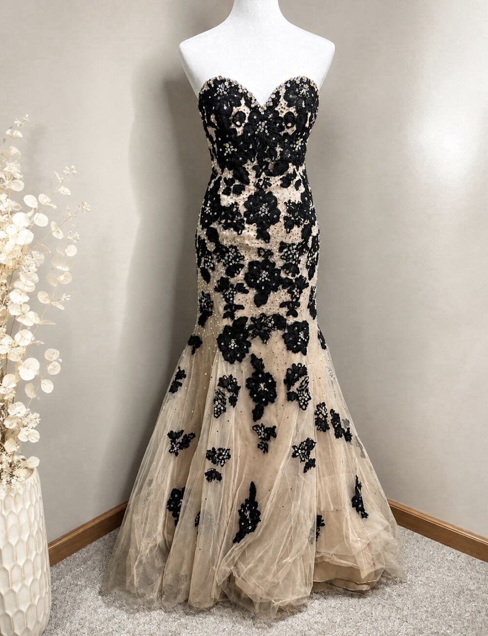 MORI LEE Black Lace Nude Mermaid Prom Dress Formal Evening Gown Event Sz 10